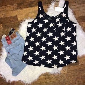 Levi’s tank